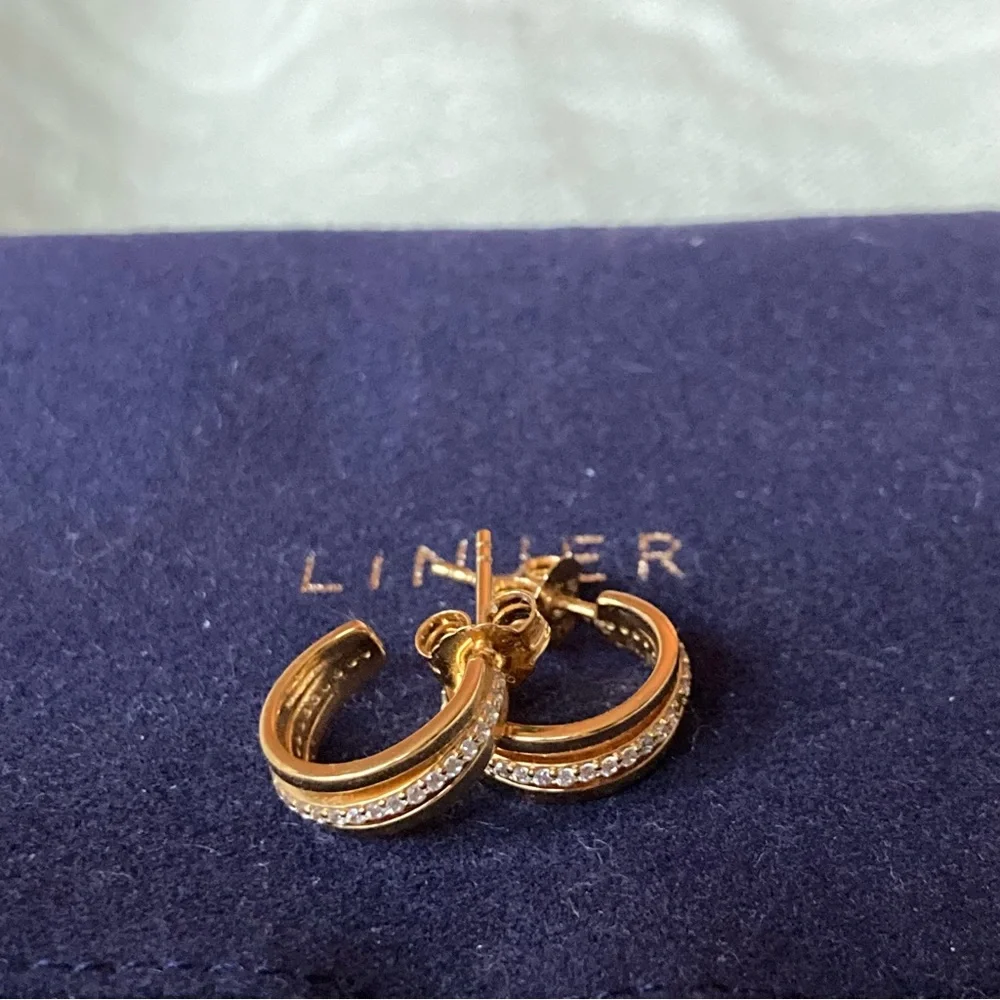Linjer Livna Gemstone Huggie Hoop Earrings - Picture 3 of 4